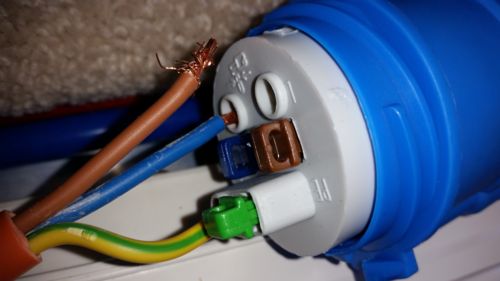 Faulty 230v cable